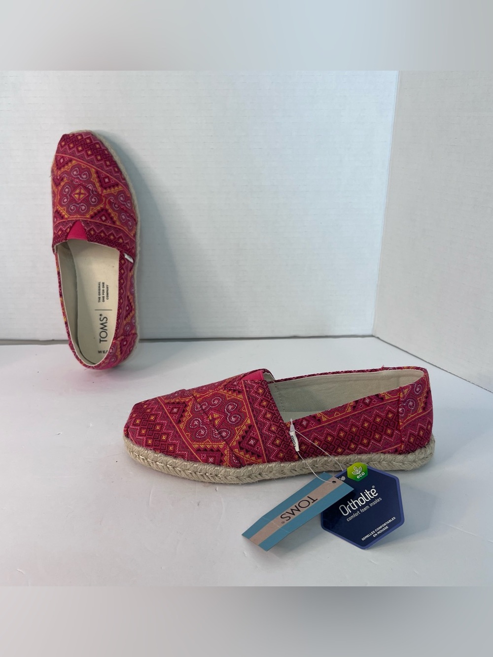 TOMS Alpargata Rope Espadrille Slip Ons Pink & Orange Geometric Woven Size 6.5